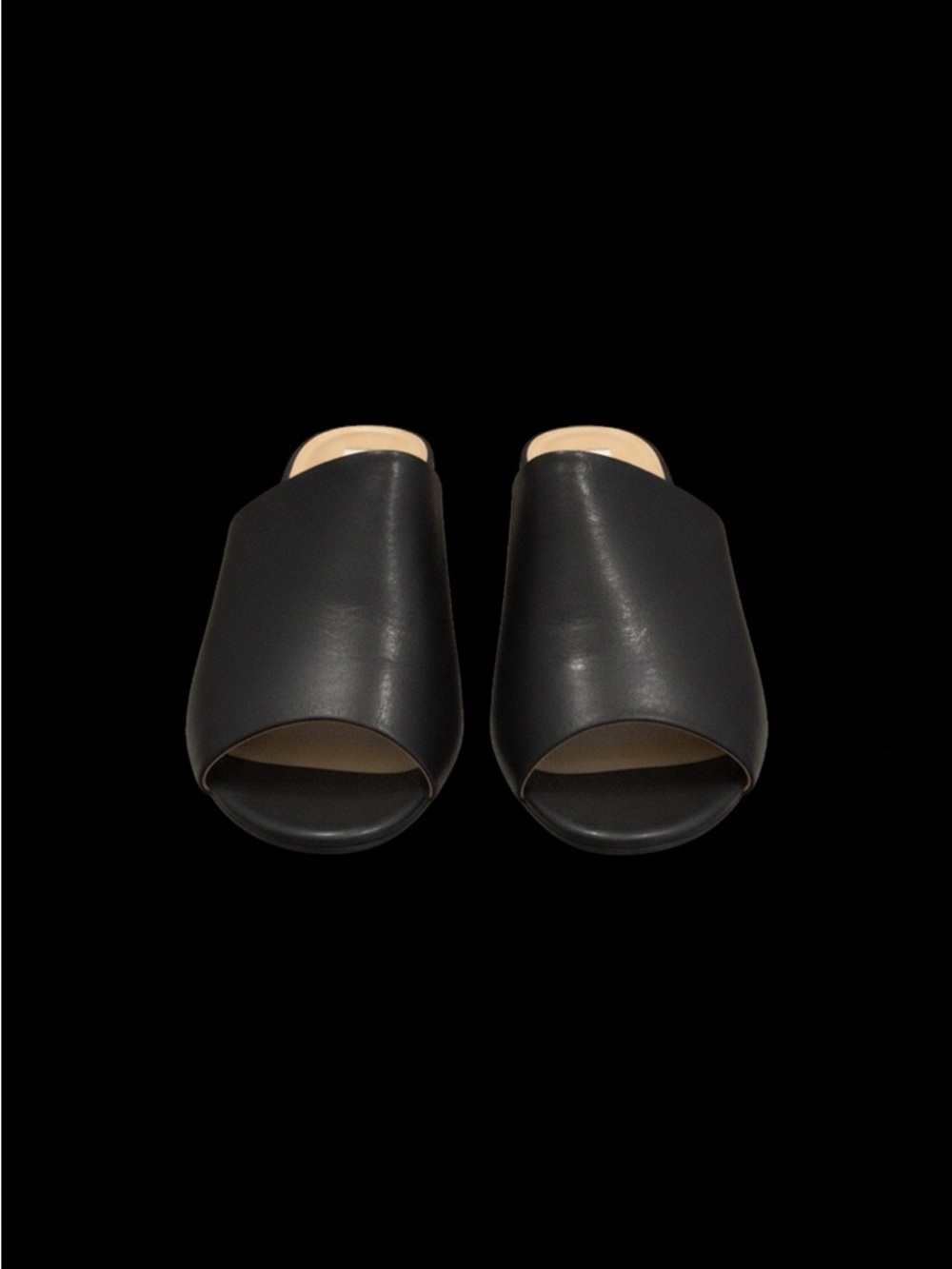 Chic easy to wear wedged leather Wide Open-Toe Black Mule